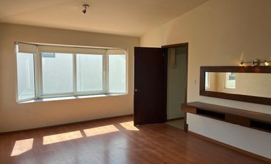 CASA EN RENTA EN RANCHO EL MESON