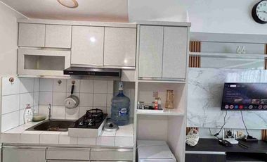 DISEWAKAN PER HARI APARTEMEN STUDIO