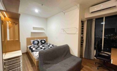 DISEWAKAN PERTAHUN APARTEMEN STUDIO