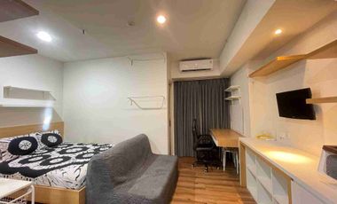 DISEWAKAN PERTAHUN APARTEMEN STUDIO