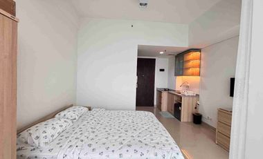 DISEWAKAN PERTAHUN APARTEMEN STUDIO