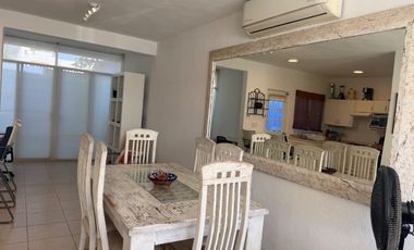 CASA AMUEBLADA EN RENTA EN RINCON DEL CIELO