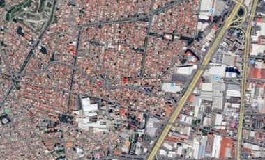 OPORTUNIDAD DE VENTA DE CASA A BAJO COSTO EN CALLE BLVRD POPOCATEPETL, COL VALLE DORADO HAB LOS PIRULES,CP 54040 TLANEPANTLA EDO DE MEXICO