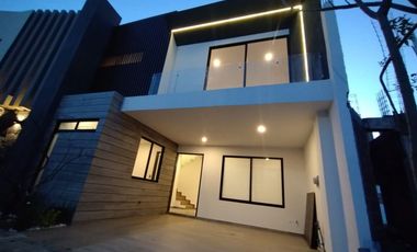 Venta casa en Lomas de Angelópolis, Parque Oaxaca