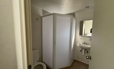 Renta este increíble departamento amueblado en uno de los fracc. privados con mejores amenidades. Disfruta de la tranquilidad, amplias áreas verdes