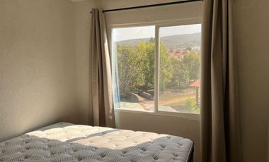 Renta este increíble departamento amueblado en uno de los fracc. privados con mejores amenidades. Disfruta de la tranquilidad, amplias áreas verdes