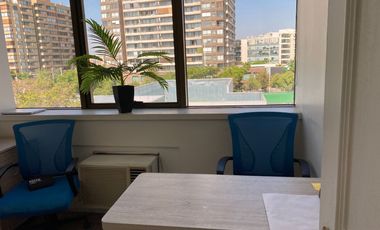 ARRIENDO OFICINA 28M2, DOS PRIVADOS ,ESTACIONAMIENTO, EN LAS CONDES METRO MANQUEHUE