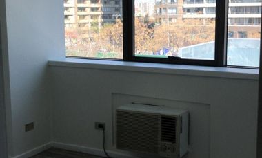 ARRIENDO OFICINA 28M2, DOS PRIVADOS ,ESTACIONAMIENTO, EN LAS CONDES METRO MANQUEHUE