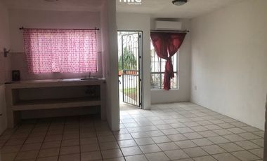 CASA EN RENTA EN PARQUE LAS PALMAS