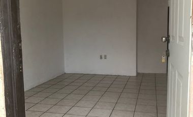 CASA EN RENTA EN PARQUE LAS PALMAS