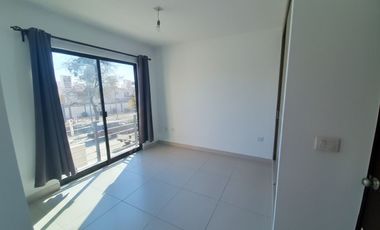 CASA EN RENTA MARBELLA RESIDENCIAL ZONA SUR LEON, GTO CON HABITACIÓN EN PLANTA BAJA