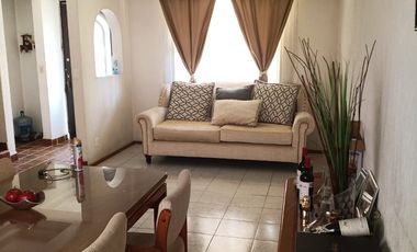 Casa en venta ubicada en Ex-Hacienda de Santa Mónica.