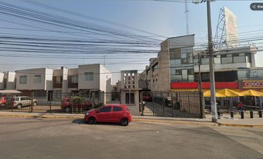 Casa en venta ubicada en Ex-Hacienda de Santa Mónica.