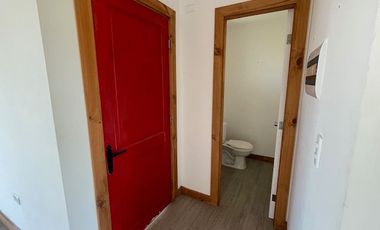 Vende casa con parcela, sector club de campo residencial, Puerto Varas.