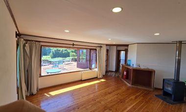 ARRIENDO   Espectacular casa en parcela de Frutillar