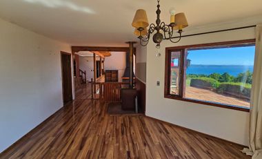 ARRIENDO   Espectacular casa en parcela de Frutillar