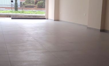 SE ARRIENDA LOCAL COMERCIAL PARA ESTRENAR A CERCA A CENTRO COMERCIAL UNICO