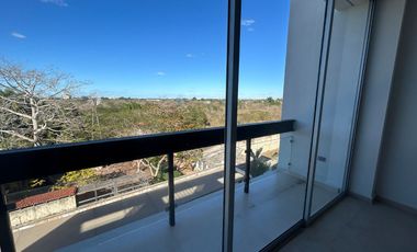 PH de 2 recámaras, sin muebles, con Roof privado y jacuzzi, en Temozon.