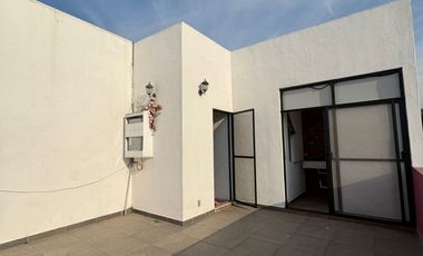 CASA EN VENTA EN  EXCLUSIVO RESIDENCIAL CON ALBERCA EN TLAYACAPAN, MOR.