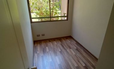 Dpto. 3 Dorm / 2 Baños / 1 Bodega.- Barrio República, Santiago.-