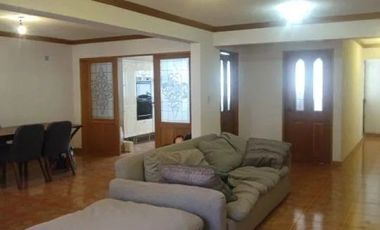 Adquiere esta casa con alto potencial, en Nezahualcóyotl