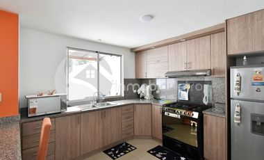 Ricaurte, Venta de Casa Dentro de Condominio