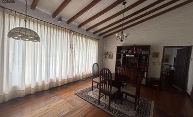 Casa con terreno de venta en Ibarra sector Chorlavi, 1783 m2
