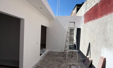 🔥 PREVENTA 🔥 📅 Lista para finales de febrero🏡 Hermosa casa en una planta, ideal para vivir cómodo y con excelente distribución.