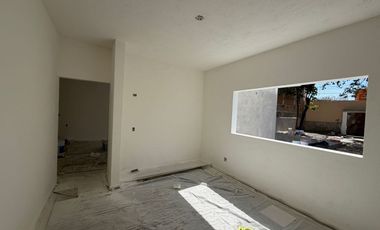 🔥 PREVENTA 🔥 📅 Lista para finales de febrero🏡 Hermosa casa en una planta, ideal para vivir cómodo y con excelente distribución.