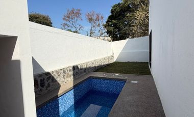 🏡 Casa nueva en fraccionamiento exclusivo (únicamente 5 casas)  📍 Ubicación: Col. Tres de Mayo ⏱️ A solo 5 min de Tec Milenio