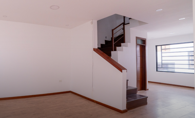 🏡 Casa en venta en el Sur de Cuenca | Condominio seguro + terraza con vista