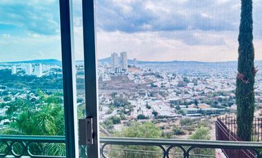 Casa en RENTA, Calle Marques Villa del Villar del Aguila 976 Col. Lomas del Marques Querétaro