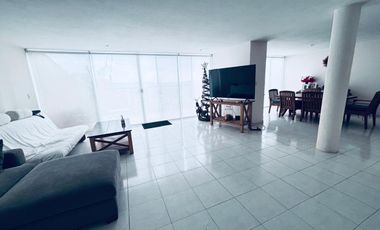 Casa en RENTA, Calle Marques Villa del Villar del Aguila 976 Col. Lomas del Marques Querétaro
