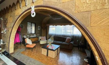 Residencia en esquina en venta en el Mirador