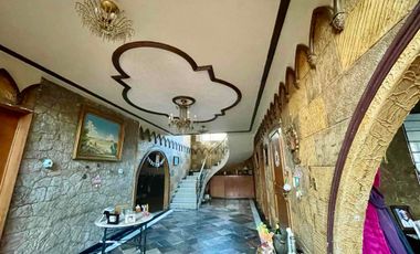 Residencia en esquina en venta en el Mirador