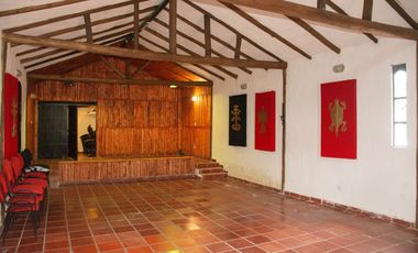 Quinta Dunas en Tabio – 2.447 m² con Teatro Privado y 2 Aptos Independientes