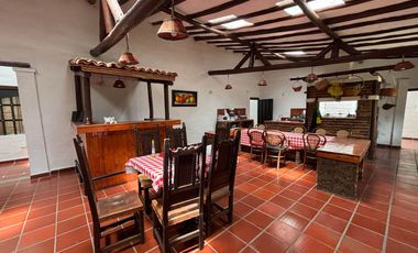 Quinta Dunas en Tabio – 2.447 m² con Teatro Privado y 2 Aptos Independientes