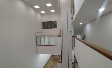 Joya Arquitectónica en Chapinero -  Obra emblemática de Enrique Triana Uribe