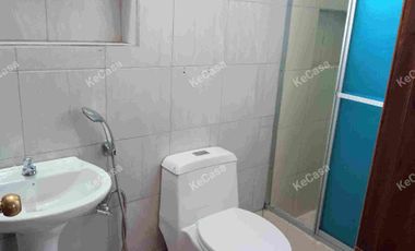 CASA-VENTA! 90m2 a 5mnts Terminal Quitumbe,pertenece a conjunto, a pasos de Av Mariscal Sucre diagonal a Fundeporte. SECTOR LAS CUADRAS