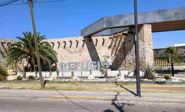 Casa en Fraccionamiento El Refugio Zerezotla