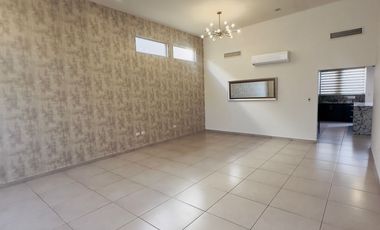 CASA EN RENTA EN MONTEROSA RESIDENCIAL