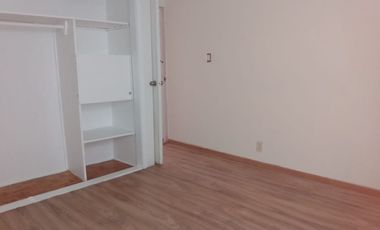 Casa en renta, con Loft anexo, en Jardines de Santa Mónica