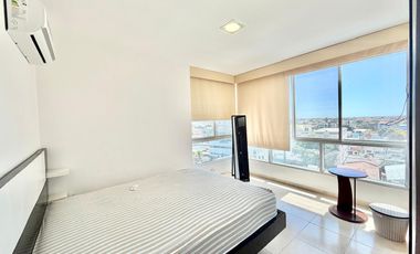 SAN LORENZO: FRENTE AL MAR Y ESQUINERO CON PISCINA Y ROOFTOP