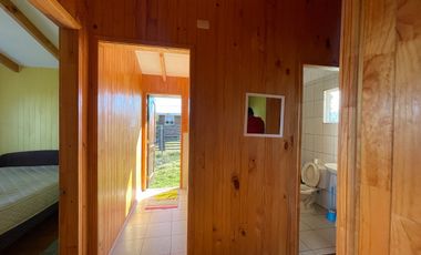 Venta Parcela con 2 Cabañas y Vista al Mar – Panitao, Puerto Montt