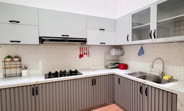 DI SEWAKAN RUMAH MEWAH SUPER STRATEGIS DEKAT LOTTE MART MAGUWOHARJO