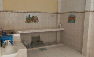 Dijual/Disewakan Rumah Jl Simpang Darmo Permai Utara