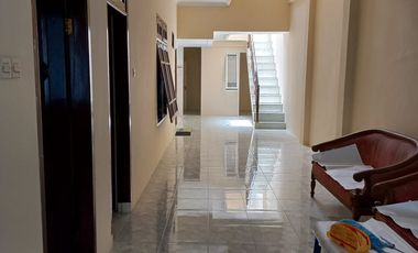 Dijual/Disewakan Rumah Jl Simpang Darmo Permai Utara