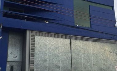 🏡Oficina con bodega en renta en Ciudad del Carmen 📍𝐔𝐛𝐢𝐜𝐚𝐜𝐢ó𝐧: Calle 51A Col. Caleta