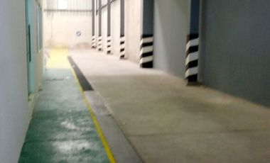 🏡Oficina con bodega en renta en Ciudad del Carmen 📍𝐔𝐛𝐢𝐜𝐚𝐜𝐢ó𝐧: Calle 51A Col. Caleta