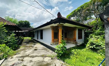 Di jual rumah lantai 1 Lokasi di jalan Jayagiri  Renon Denpasar